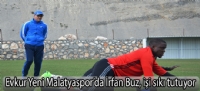 Evkur Yeni Malatyaspor’da İrfan Buz, işi sıkı tutuyor