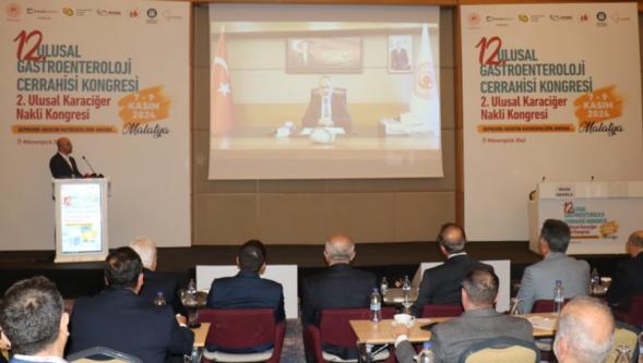 Prof. Dr. Sezai Yılmaz ise, "Ülkemizde her yıl 3 ila 9 Kasım tarihleri arasında Organ Bağışı Haftası kutlanmaktadır.