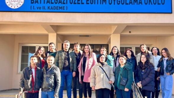 Özel Eğitim Öğrencileri ve Ailelerine Anlamlı Dokunuş.