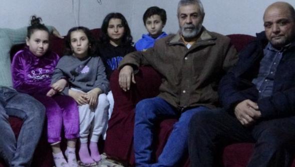 Suriye Uyruklu Elmalı Ailesi Rejimin Çökmesini Sevinçle Karşıladı.