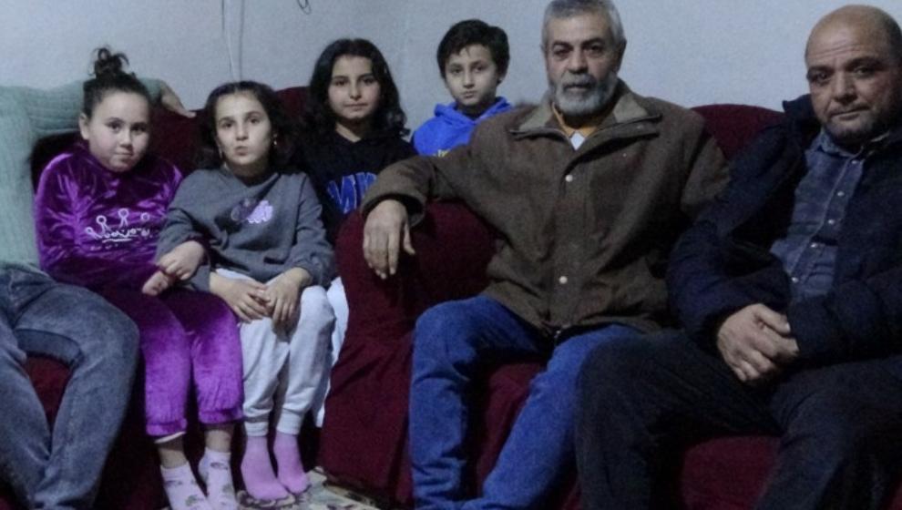 Suriye Uyruklu Elmalı Ailesi Rejimin Çökmesini Sevinçle Karşıladı.
