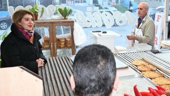 Ölmeztoprak : Başkan Sami Er, eşi Sevgi Er ve MEGSAŞ Müdürü  Türksoy'a Teşekkür Etti.
