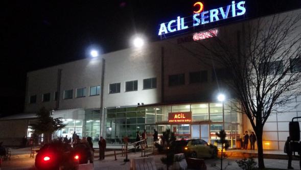 Dede Korkut Parkı Mevkiinde Bıçaklı Kavga