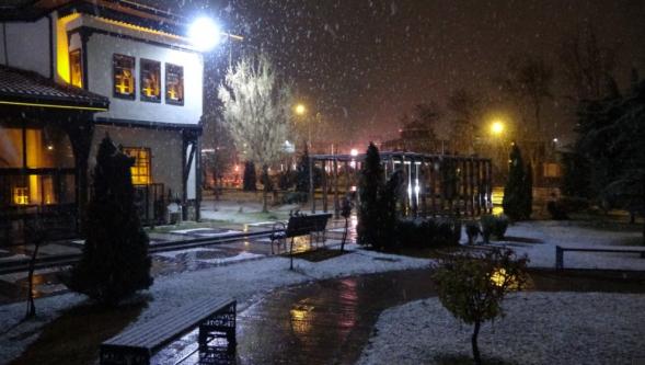 Malatya'daKar Yağışı Etkili Oluyor