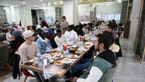 Yeşilyurt Belediyesi Uluslararası Öğrenciler iftar programına ev sahipliği yaptı