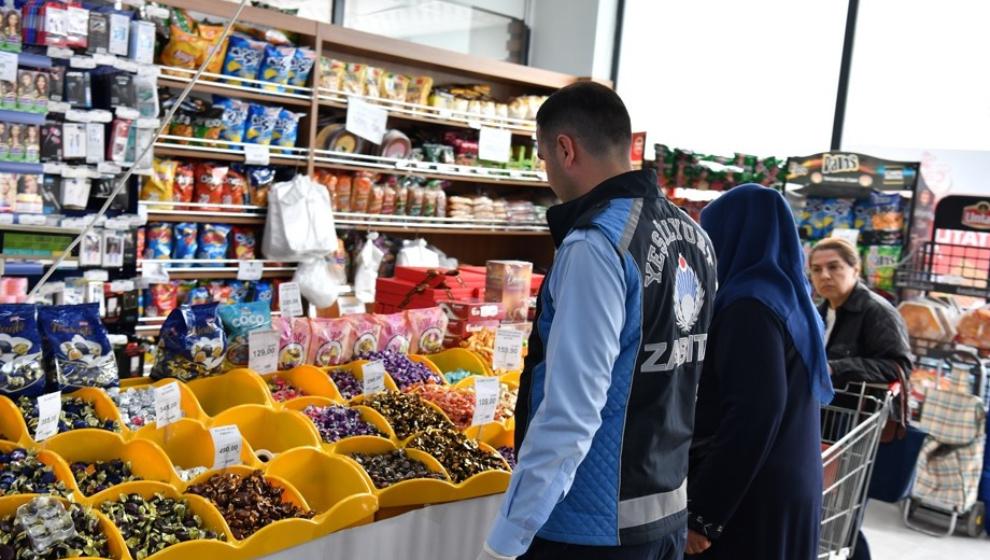 Yeşilyurt Belediyesi Zabıta Müdürlüğü Ekipleri,Bayram Öncesi  Denetimler Arttırdı.