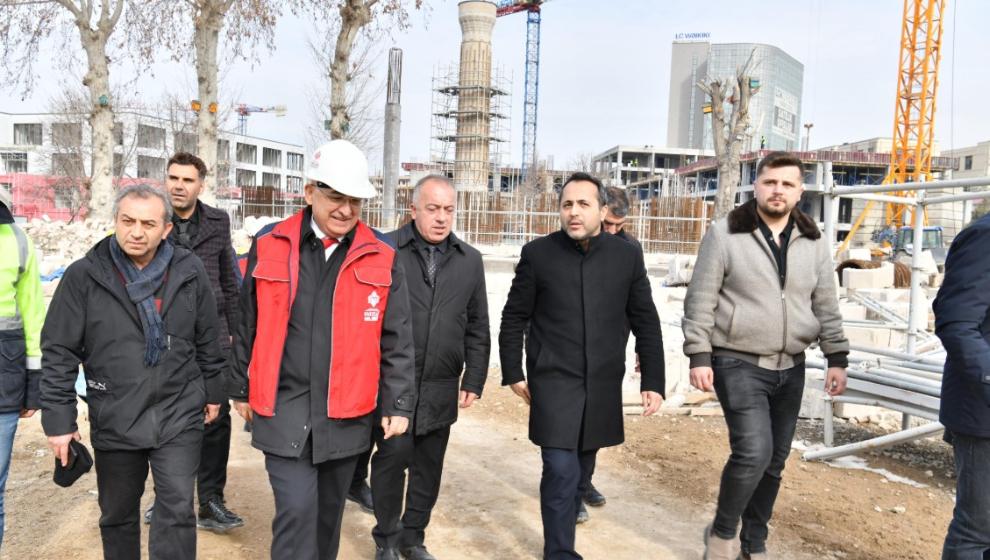 Yeni Camii Önümüzdeki Ramazan da Açılıyor