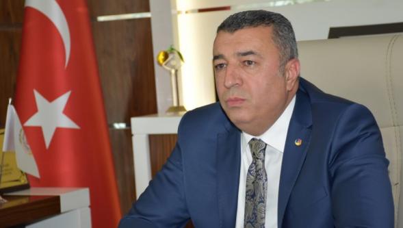 Özcan, Monilya ve Çil Hastalıklarıyla Yapılan İlaçlamanın Bu Hastalıklardan Koruma Amaçlı Olduğunu  Söyledi.