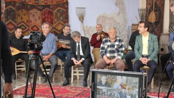 Polat Beldesinin Tarihi Türküleri ve Arkasındaki Dokunaklı Yaşam Öyküleri İzleyiciyle Buluşuyor.