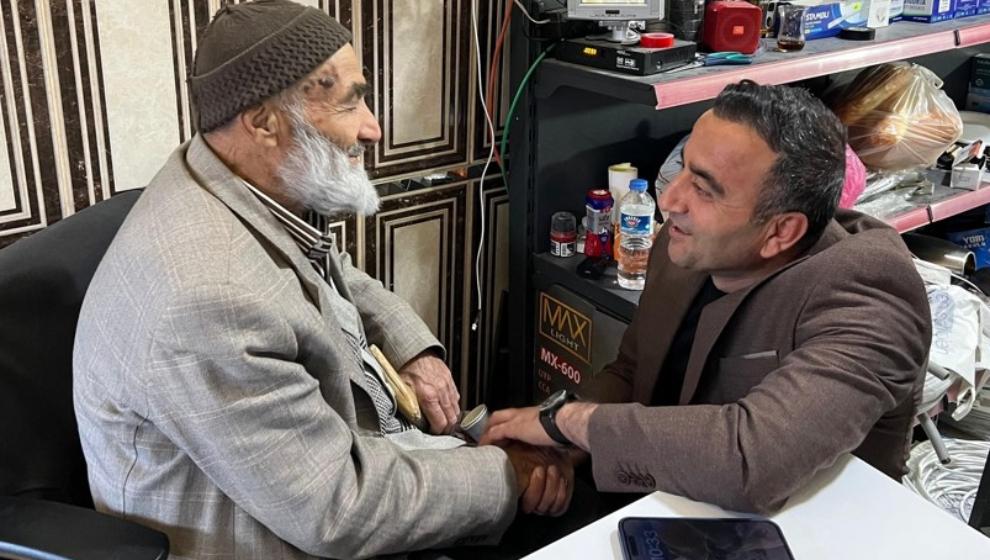 Başkan Ulutaş Akçadağ  Esnafı İle Bir Arada..