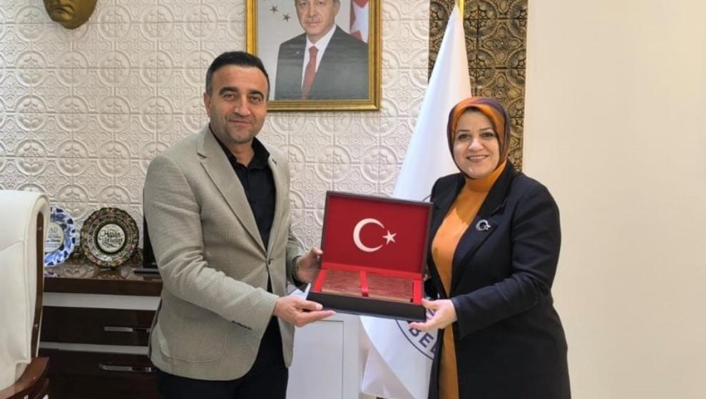 Köseoğlu,  Akçadağ Belediye Başkanı Hasan Ulutaş'ı Ziyaret Etti.