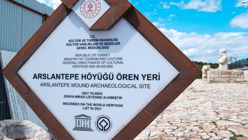 Tarihi Alana Ziyaretçi Konforu Sağlanıyor.