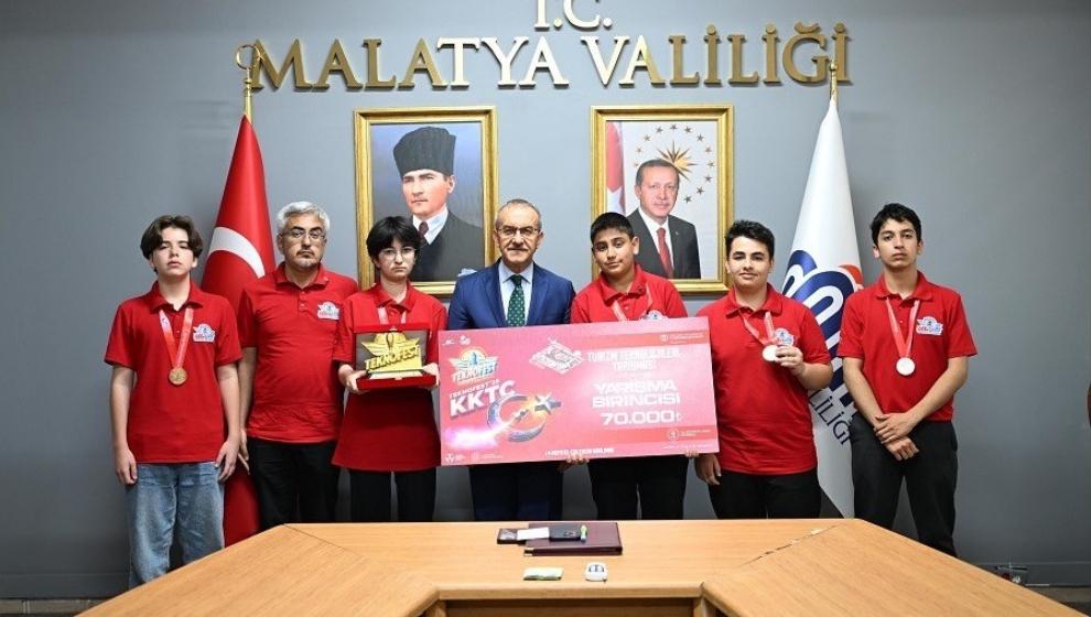 TEKNOFEST Şampiyonları  Malatya Valisi Seddar Yavuz’u Ziyaret Etti.