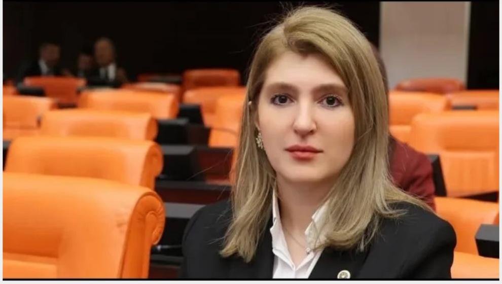 AK Parti Malatya Milletvekili İnanç Siraç Kara Ölmeztoprak, Kurban Bayramı dolayısıyla bir mesaj yayınladı.