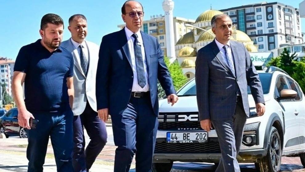 Başkan Geçit, 