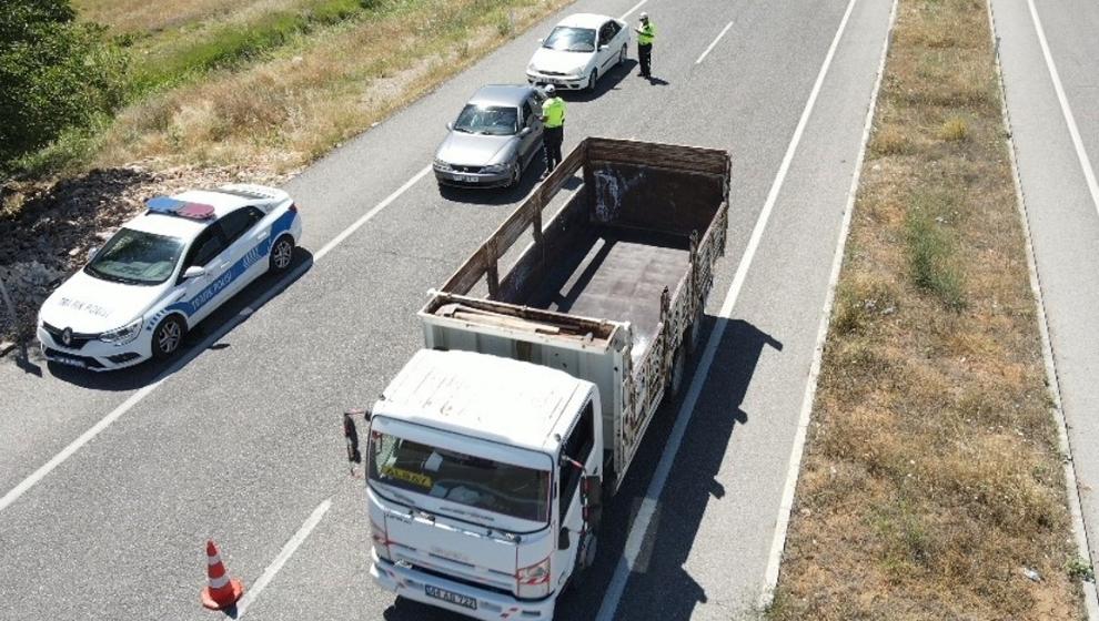 Emniyet Müdürlüğü Tarafından Sürücülere Uyarılarda Bulunuldu.