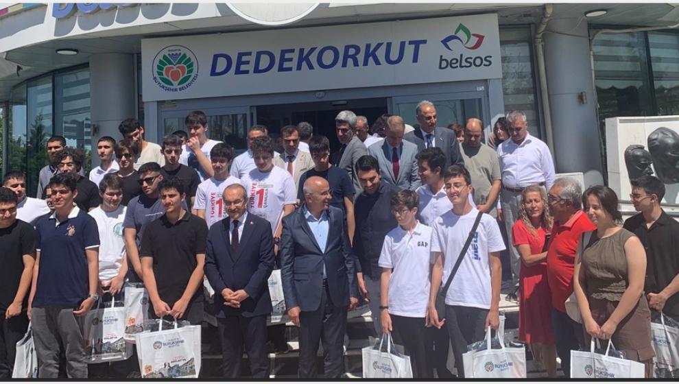 Başkan Sami Er’den LGS Şampiyonlarına özel kutlama