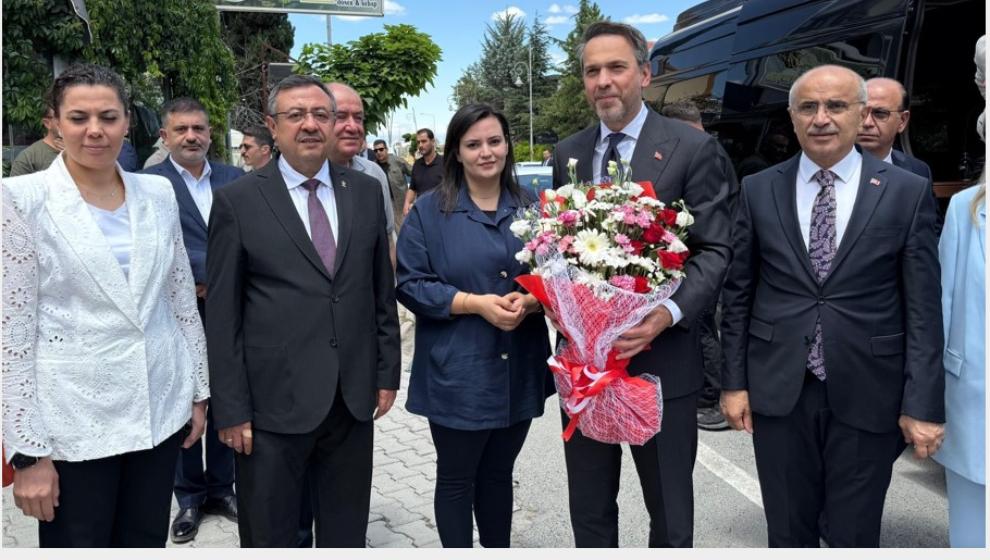Enerji ve Tabii Kaynaklar Bakanı Alparslan Bayraktar, Malatya’da..