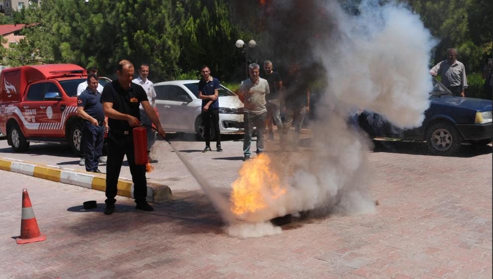Afet Farkındalık Eğitimi ve Yangın Tatbikatı Gerçekleştirildi