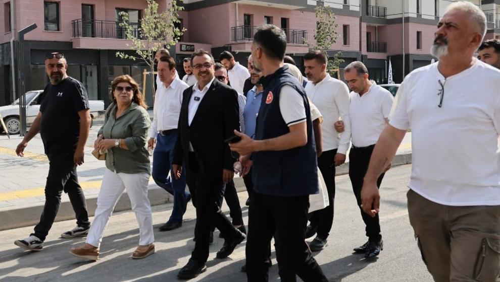 Ali Bakan, 