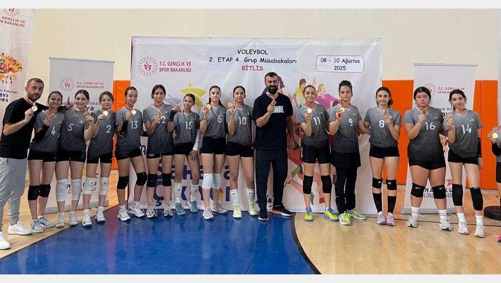 Malatya kadın voleybol takımı Türkiye finallerinde