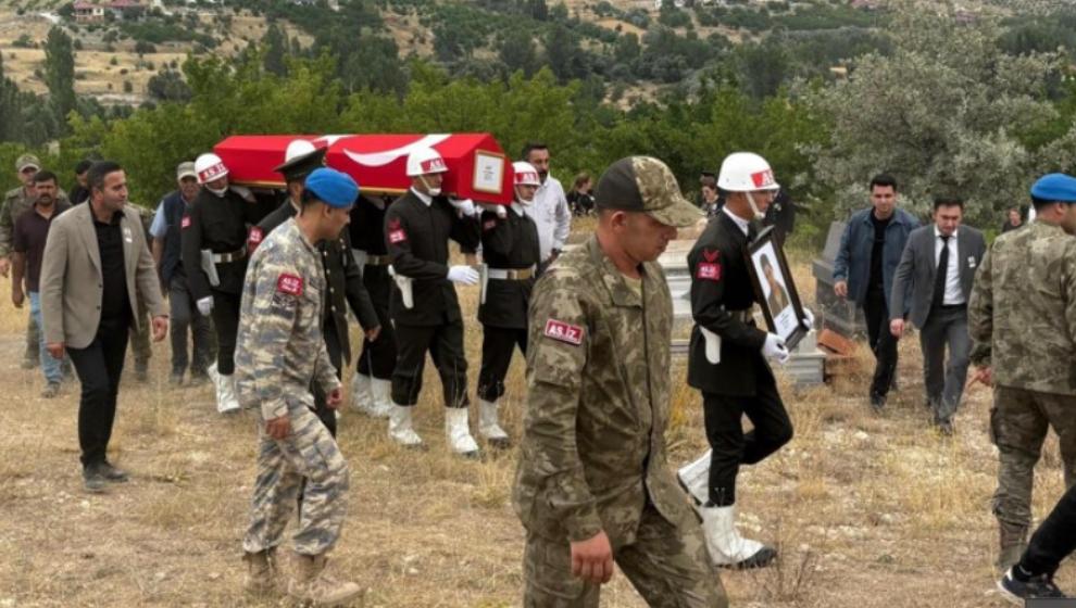 Onbaşı Kemal Demirbaş'ın Naaşı Akçadağ'a Getirildi..