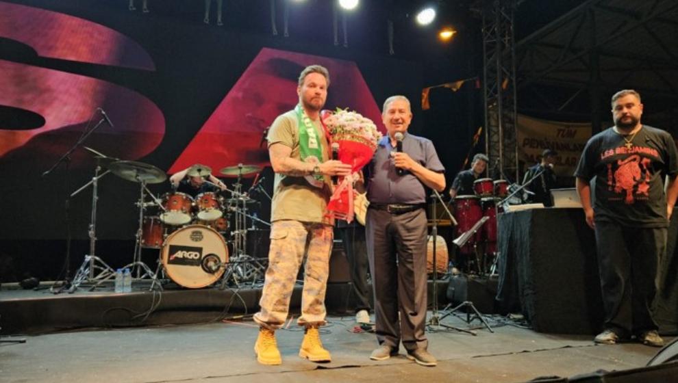 Sanatçı Sinan Akçil, Darendeyi Coşturdu..