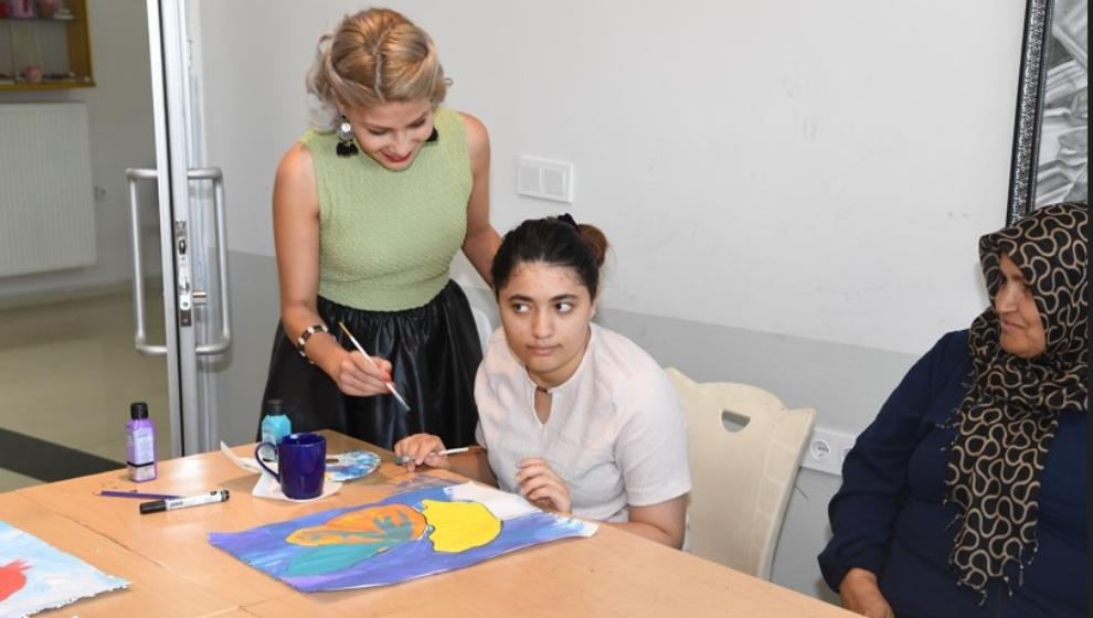 Sayın  Başkanımız  Sami Er'e Teşekkür Ederiz..