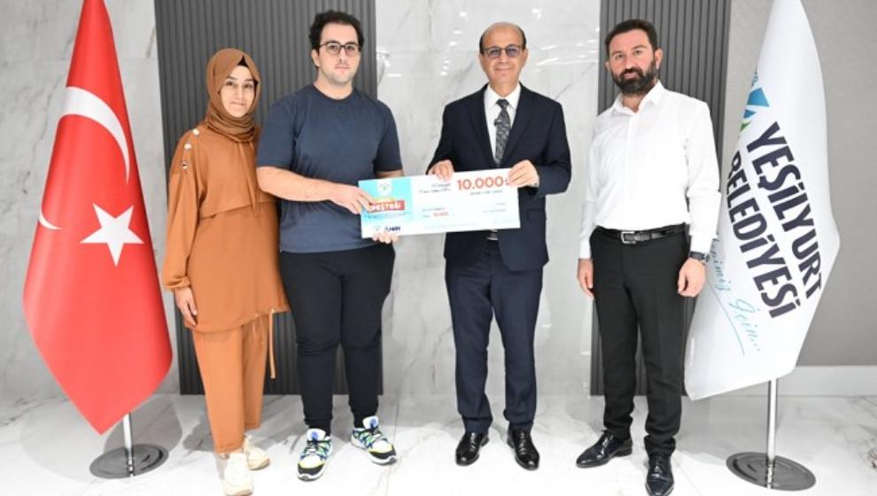 Başkan Geçit ,Eğitime  Destek Projesinden Yararlanan Öğrencilerle Buluştu..