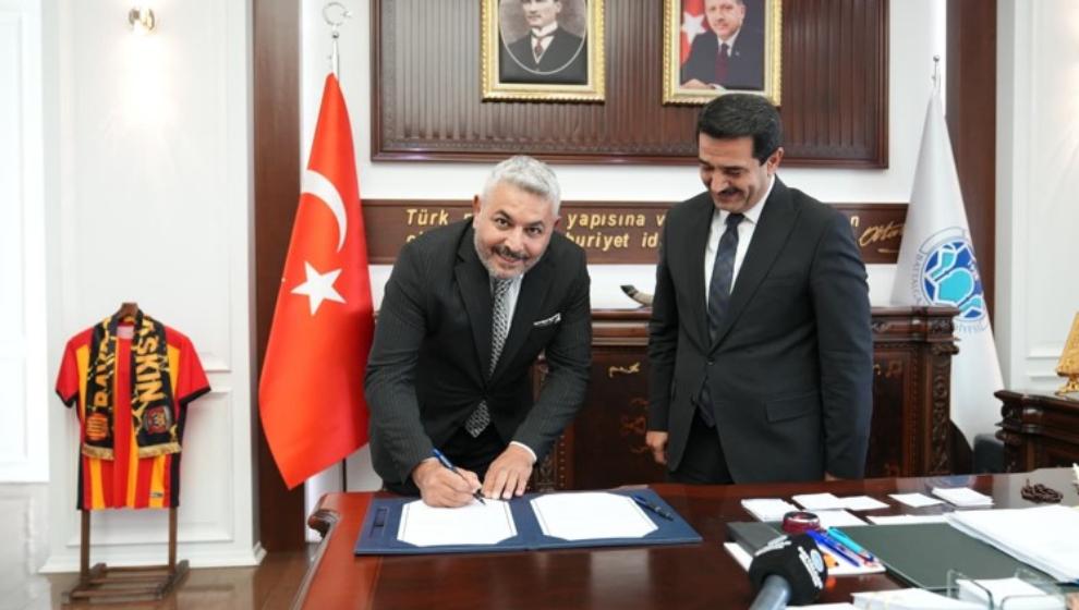 Ticaret ve Sanayi Odasın'dan Battalgaziye Taziye Evi Protokolü İmzalandı.