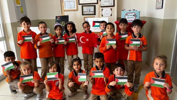 "Harçlığım Gazze İçin"