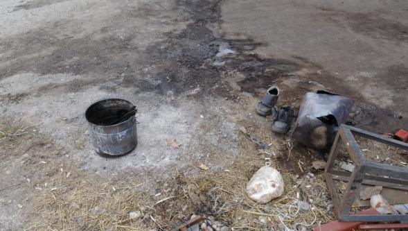 2 Kişi  Isınmak İçin Ateşin Üstüne Tiner Döktüler, Yaralandılar.