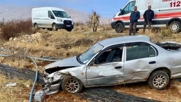 Doğanşehir'de Trafik Kazası: 3 Yaralı