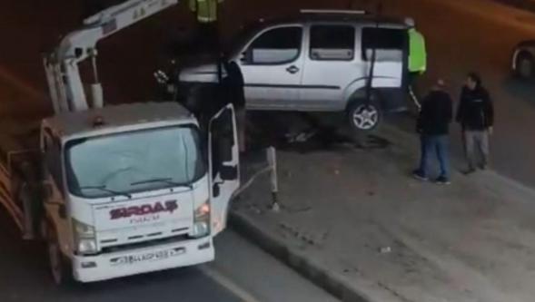 Kontrolden Çıktı  Çarptı. Yaralandı.