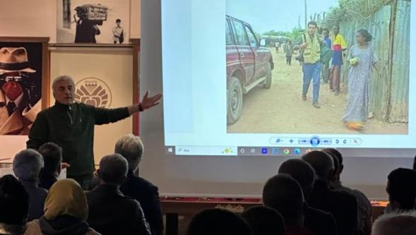 Kozluklu  'ilk ve Yegane Ustam İsmet Yalvaç'tır.
