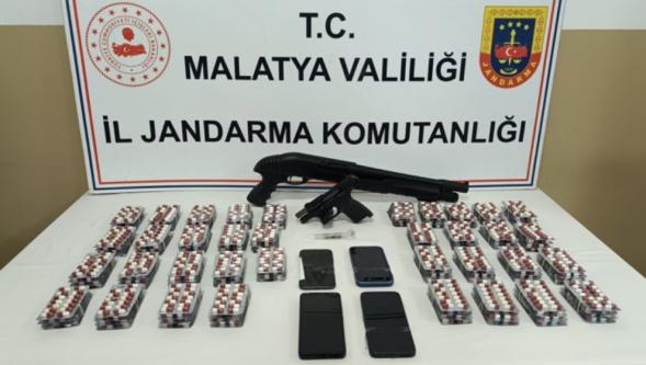 Uyuşturucu Operasyonunda 4 kişi Gözaltına Alındı.