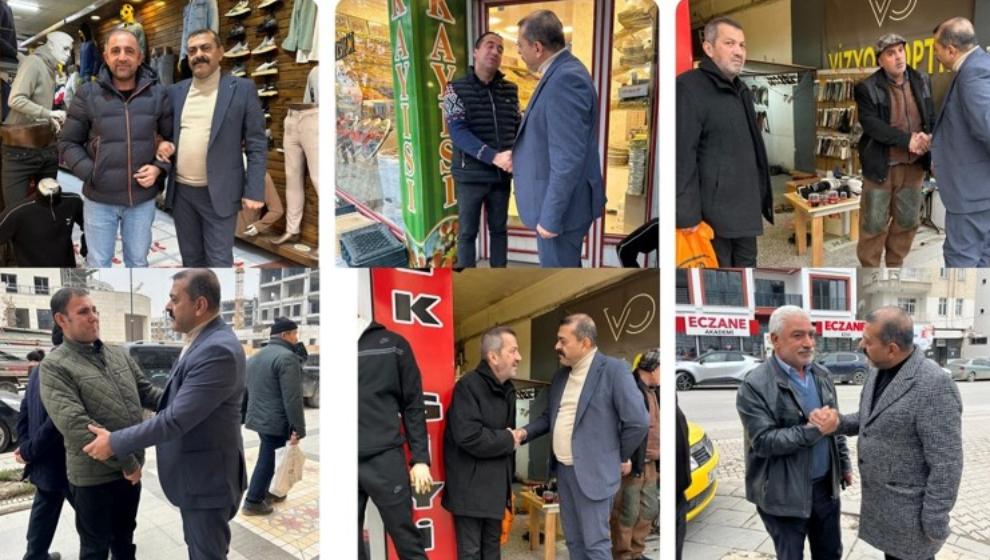 İlçe Başkanı İlhan İlhan ve ilçe Yönetim Kurulu Üyeleri   Esnafları Gezdi