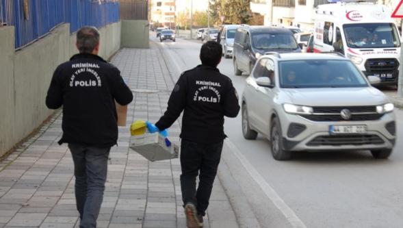 61 Yaşındaki  Kadın Evinde Ölü Olarak Bulundu.