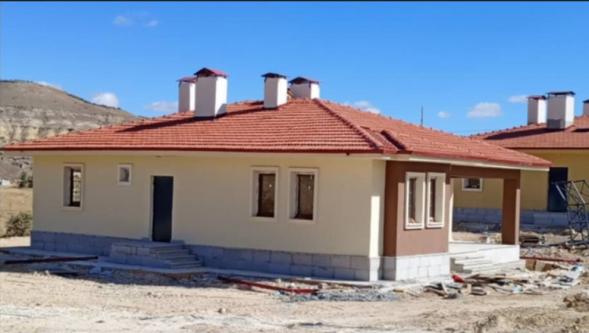 Köy Evleri Teslim Edilecek