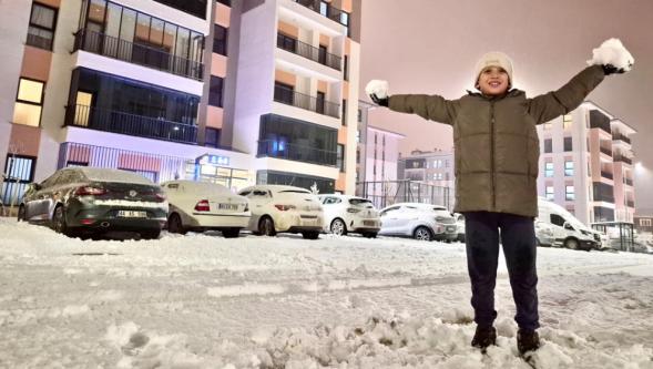 Yeşilyurt'ta 9 Mahallede Taşımalı Eğitime 1 Gün Ara Verildi