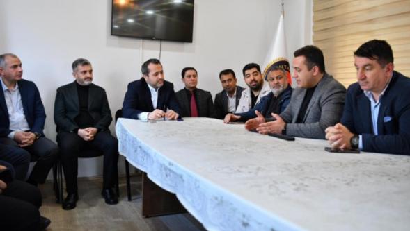 Abdurrahman Babacan 13 Muhtarın Taleplerini Dinledi..