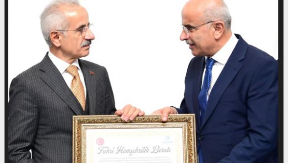 Bakan Uraloğlu'na Malatya'dan Fahri Hemşehrilik Beratı