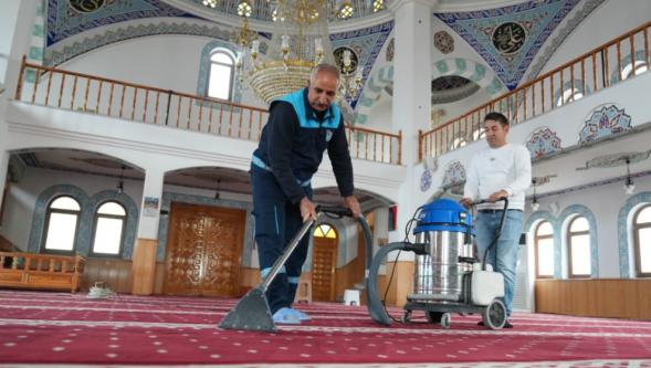 Camilerde  Ramazan Hazırlığı..