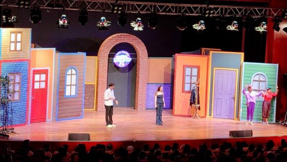 Çok  Güzel Hareketler  2  Malatyada Sevenleri İle  Buluştu.