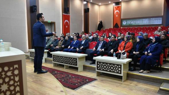 Yeşilyurt Belediyesi'nden Eğitimcilere Yönelik Hizmet İçi Eğitim Semineri