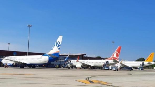 Şubat Ayında 412 Uçak İniş-Kalkış Yaptı