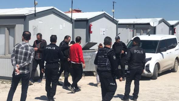 25 Yaşındaki Genç, Polisi Alarma Geçirdi