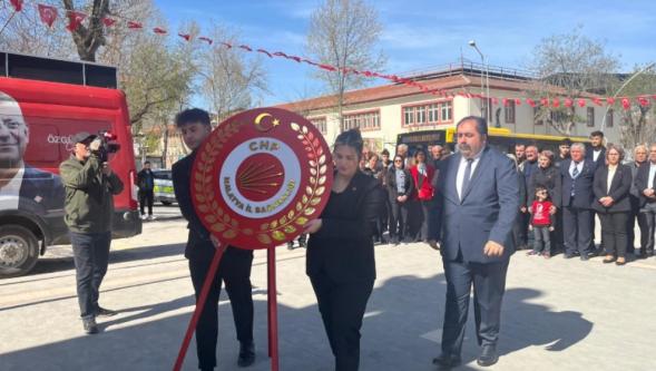 CHP'den 23 Nisan'da Atatürk Anıtı'na Çelenk
