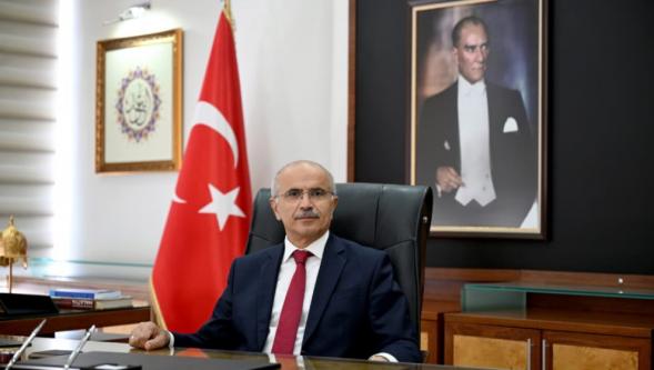 "Güçlü Türkiye'nin Temeli, İyi Yetişmiş ve Mutlu Çocuklarımızın Omuzlarında Yükselecektir".