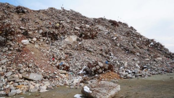 35 Bin Kamyon Moloz Kaldırıldı